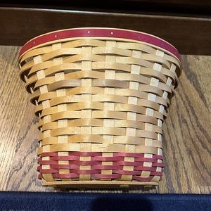 Longaberger Geranium Basket with plastic protector dated 2002